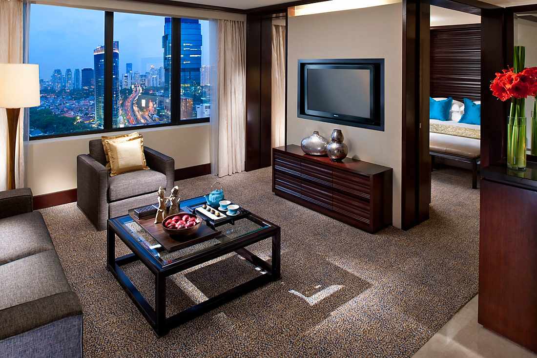 urban suite living room